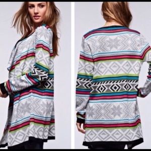 Beautiful Aztec Cardigan!💕